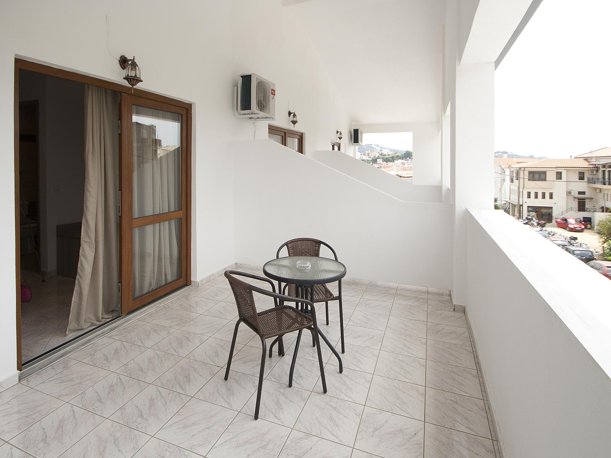 Pineapple Skiathos Exterior photo